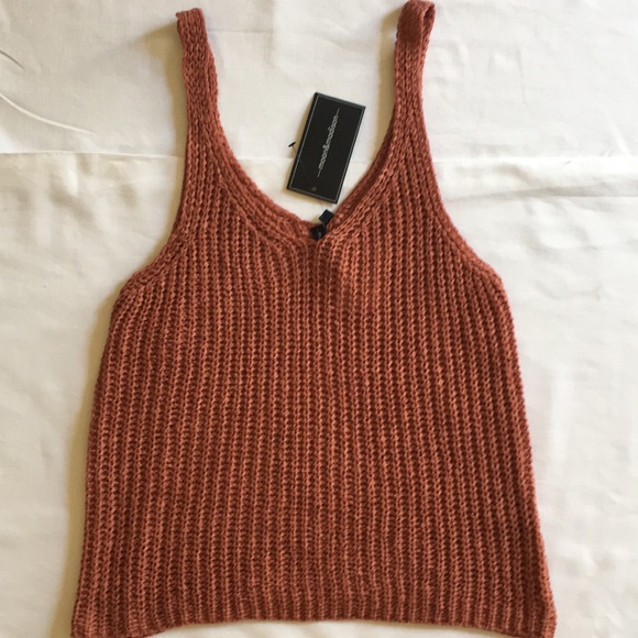 Moon & Madison Tops - Moon & Madison Knit Crop Tank Top